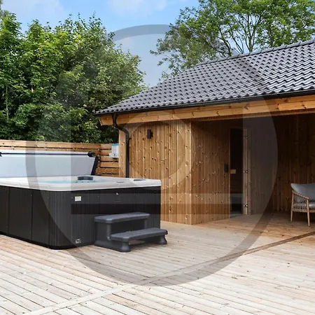 Nice Home In Saeby With Sauna Sæby